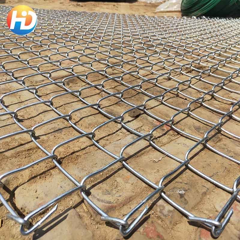 China Factory Hot Dip Galvanized 50x50mm 100 Ft Roll Chain Link Fence Diamond Mesh Fence