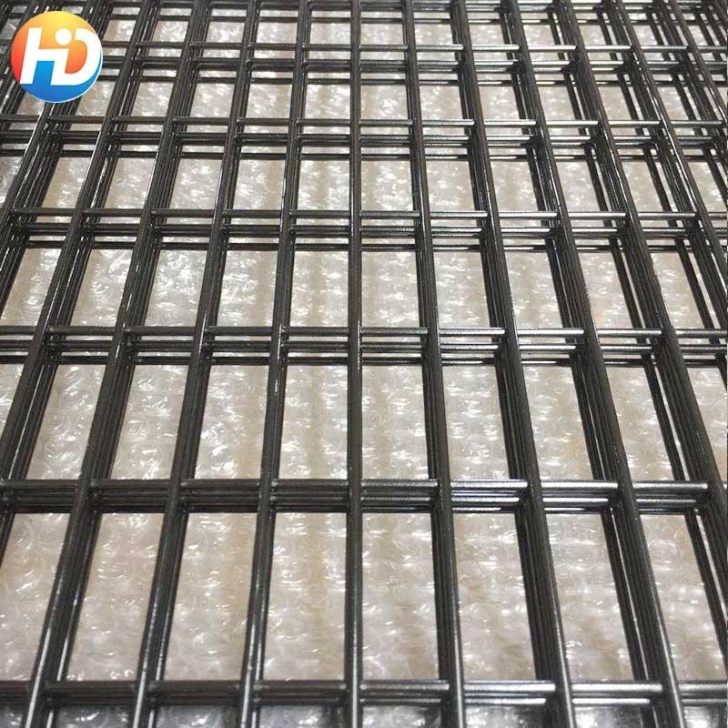 Galvanized Welded Wire Mesh Panel For Dog Kennel And Chicken Fly Pen