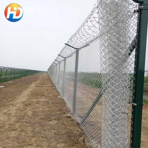 High Quality 6ft 9gauge Cyclone Wire Mesh Chain Link Fence Roll Price For Fence Of Panel