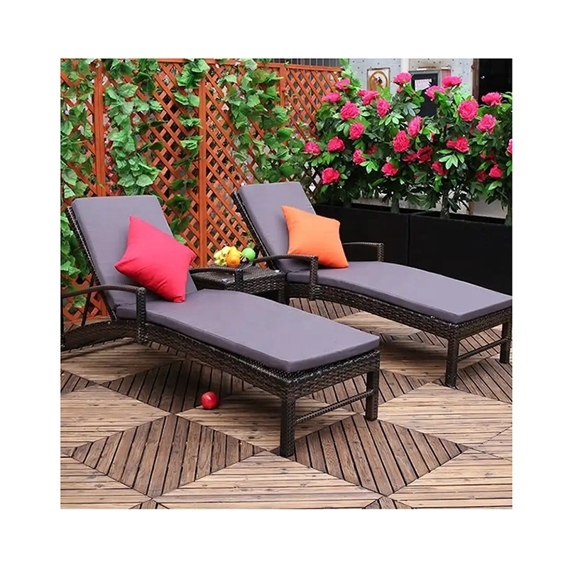 Modern Patio Wicker Poolside Sunbed Outdoor Rattan Aluminum Chaise Lounge Sun Loungers with Wheels