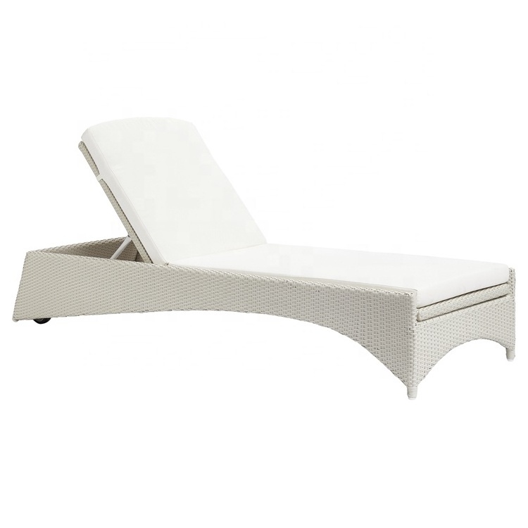 Luxury White Beach Wicker Sunbed Outdoor Swimming Pool Aluminum Rattan Sun Lounger Chairs and Lounges