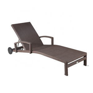 Outdoor Patio Wicker Chaise Lounge Chairs Sunbed Outside Garden Rattan Aluminum Sun Loungers for Poolside