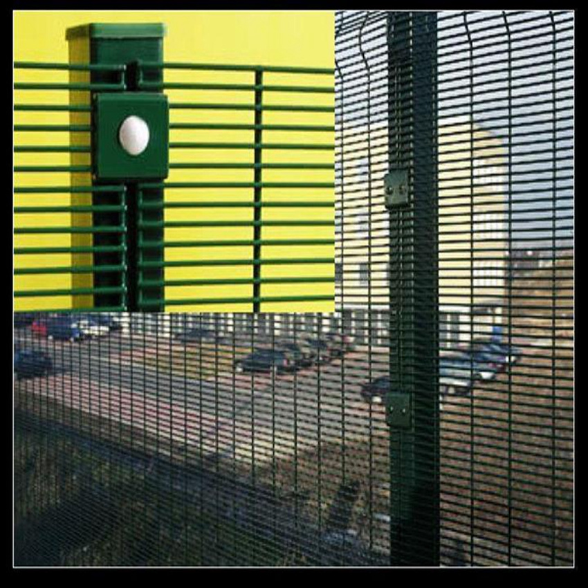 New Design Wholesale Price Chicken Bilateral Silk Guardrail Fence Net