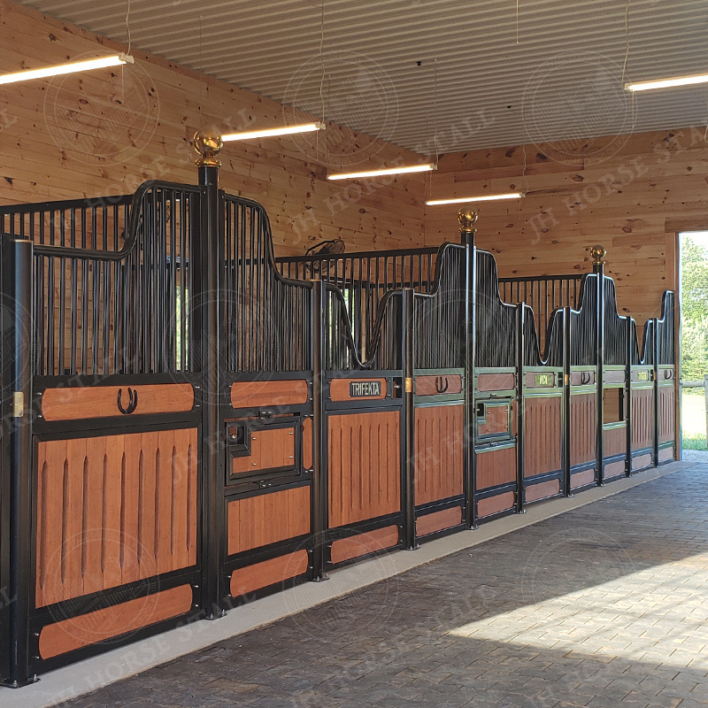 12x12 prefabricated luxury Portable design sliding door bamboo Horse stable box stall fronts panels with roof for horses barns