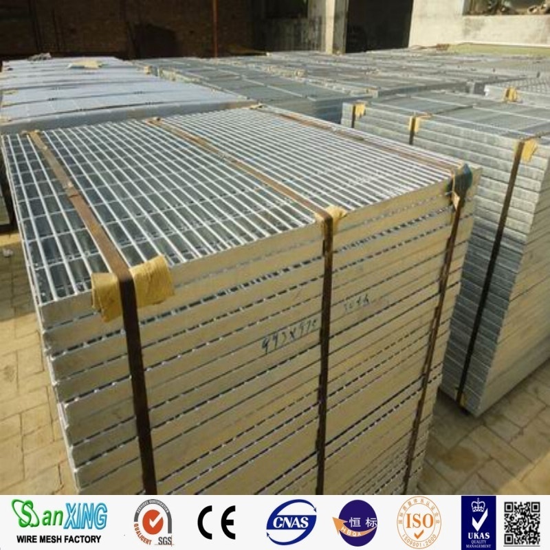 Factory supply high quality metal building materials hot dipped galvanized floor steel grating catwalk steel grating price