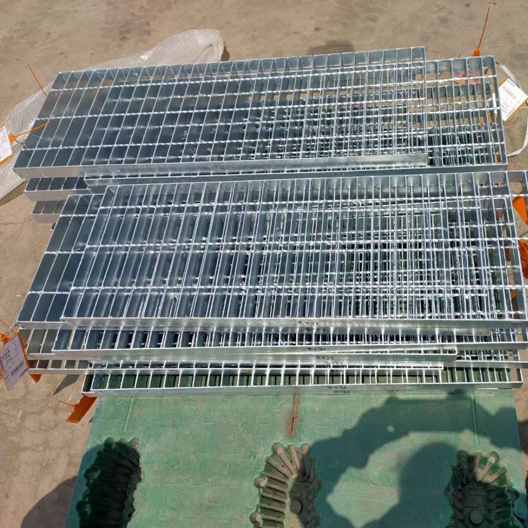 Factory supply high quality metal building materials hot dipped galvanized floor steel grating catwalk steel grating price