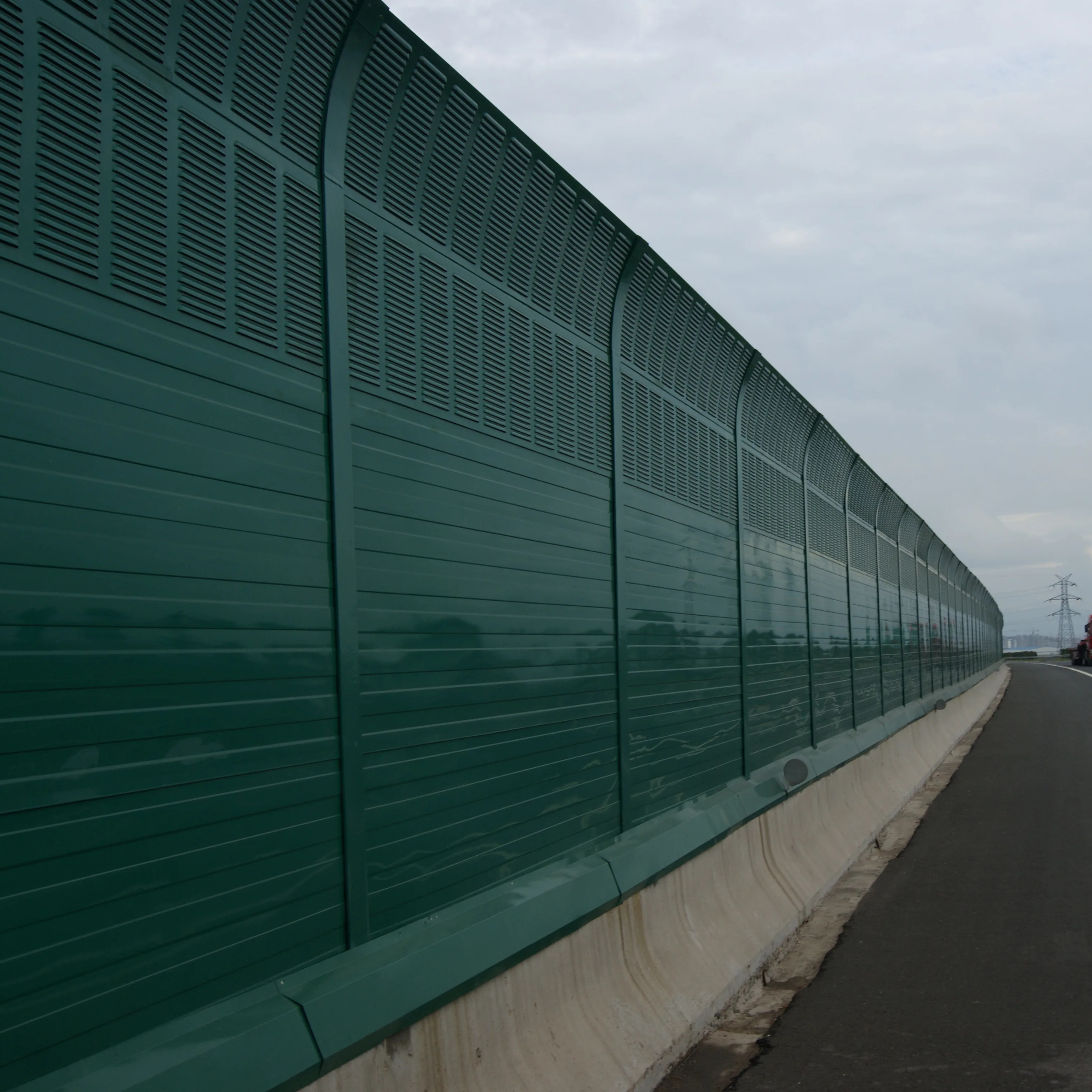 hot selling galvanized PVC coated transparent noise barrier wall reduce 35db noise sound barrier sheet acoustic barrier fence