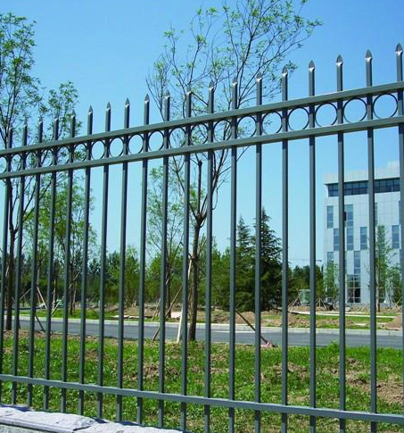 ISO9001 hot sell wholesale wrought  picket top garden steel tubular fence 6 ft tall durable prefabricated durable steel  fence