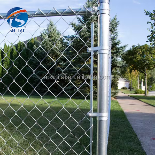 Hot sale silver chain link fence diamond chain link fence boundary wall anti-corrosive galvanized chain link fence from china