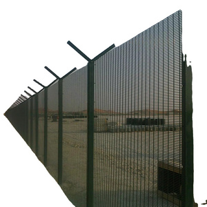 358Powder Coated border fence gate mesh 358 curved 358 Anti Climb fence Airport Clearview 358 high security fence 358 dense mesh