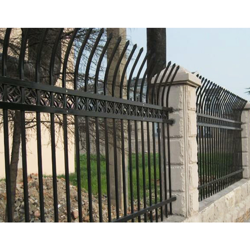 Home Garden Black Zinc Steel Metal Fence Panel Outdoor Residential Spear Top Picket Fence Ornamental Wrought Iron Fence