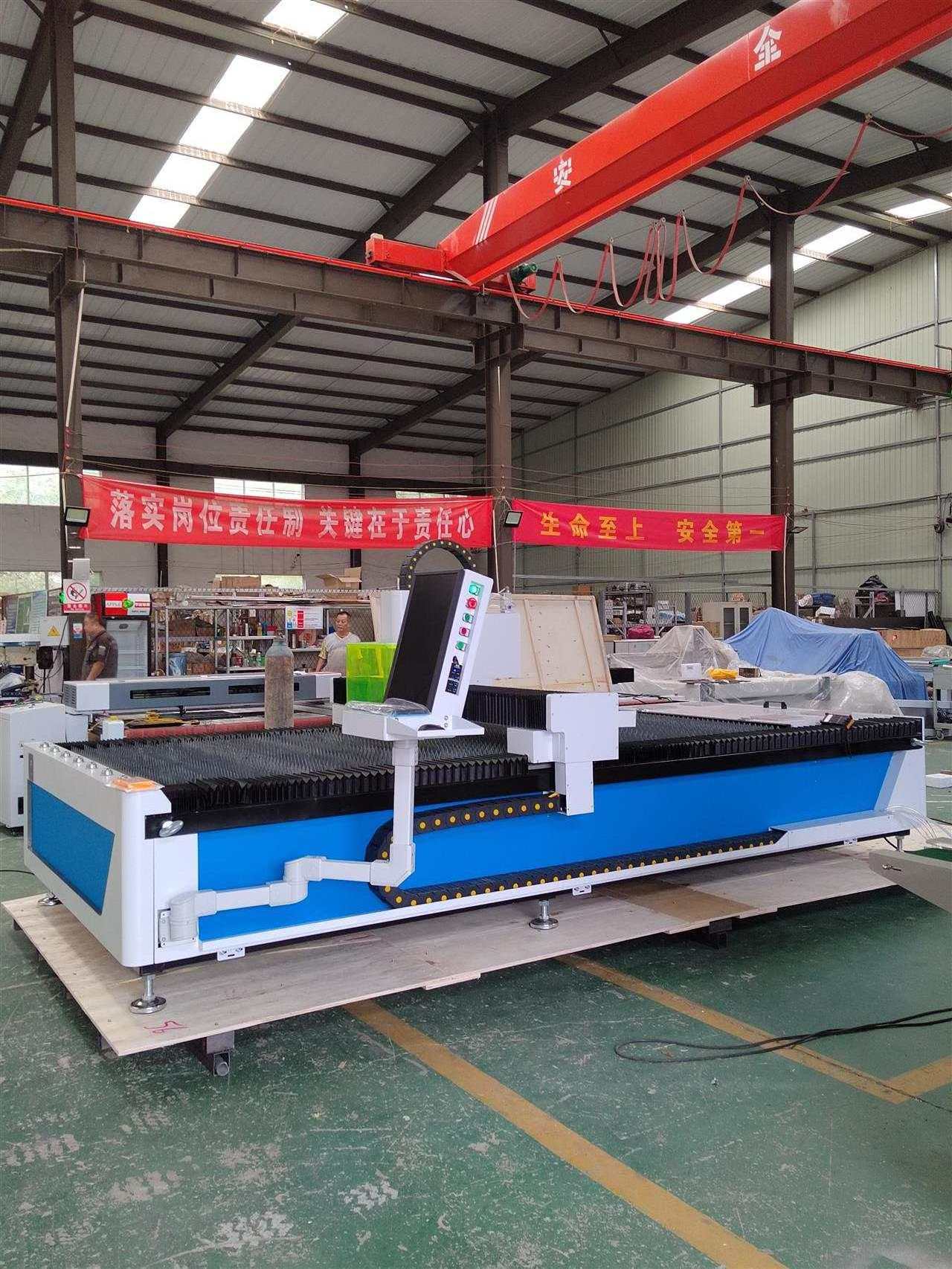 Industrial Laser Cutting Machine 3015 3000w Single Table Fiber Laser Cutter for Stainless Carbon Steel Aluminum