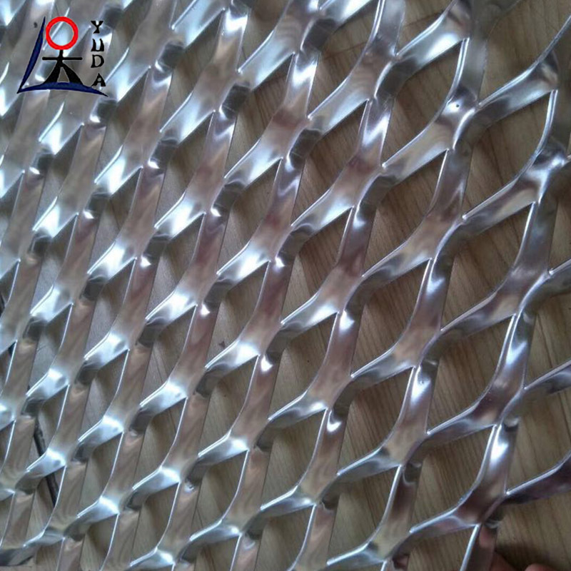 Customized cheap 0.5mm 0.7mm 1 mm expanded metal mesh screen gutter guard mesh