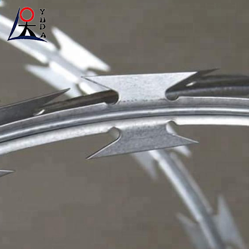 High quality hot dipped galvanized diamond razor barbed wire mesh anti climb welded concertina blade razor wire fence