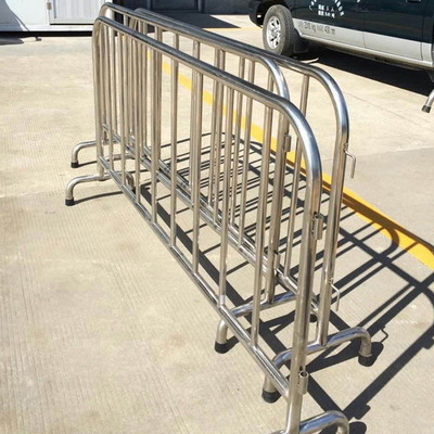 Popular size Traffic Road Barricade Crowd Control Barrier fence for Concert