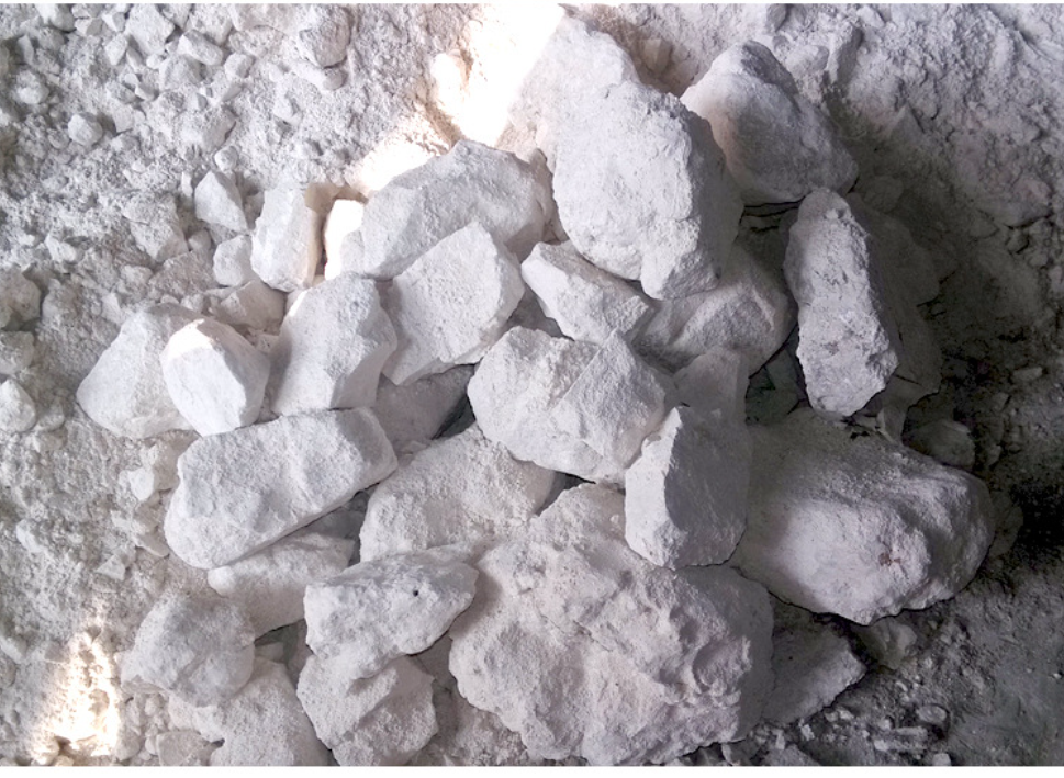 Factory price calcium oxide can be used as a desiccant