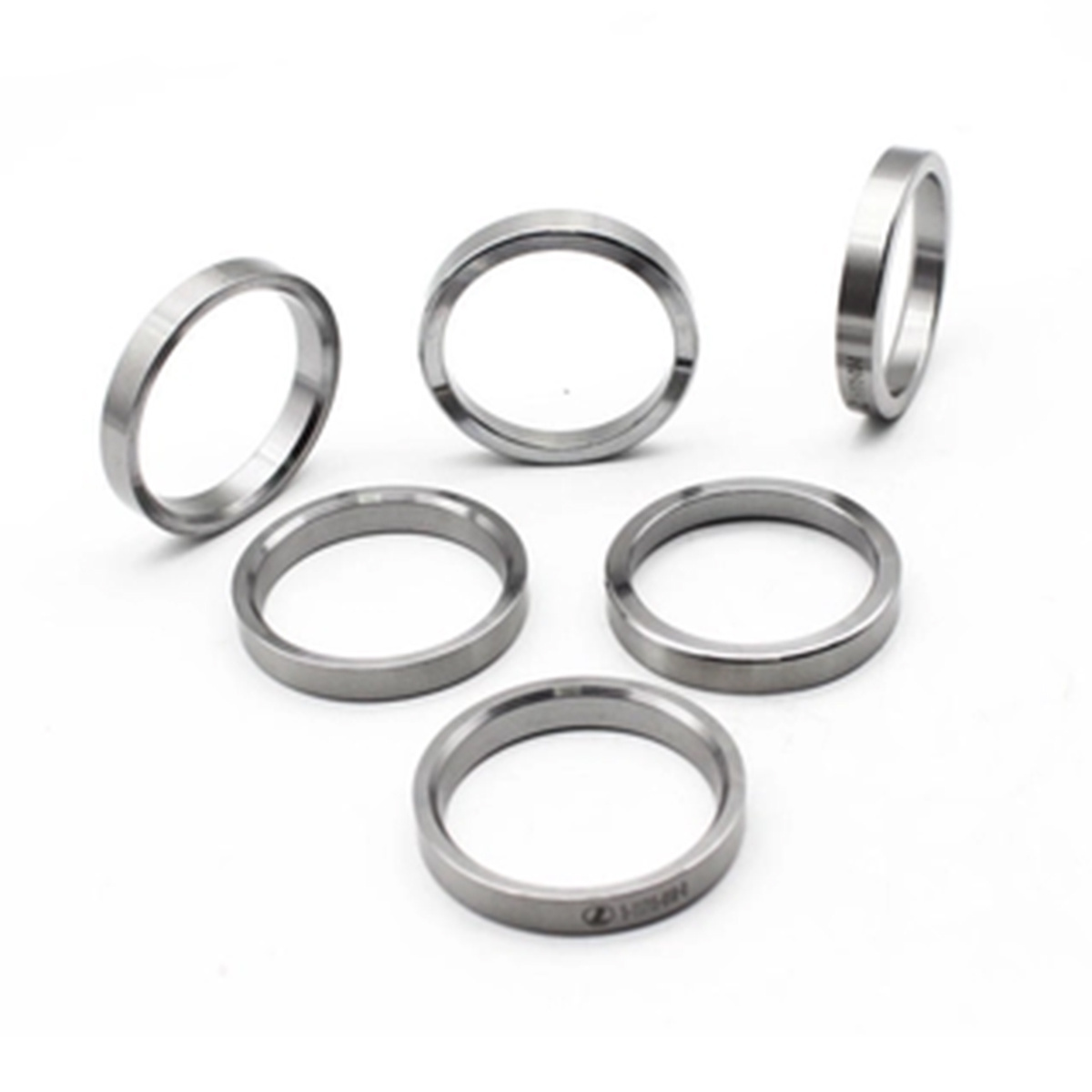 Hot sale engine spare parts C4.4 C6.6 C7.1 3054 3024 403C intake exhaust valve seat ring guide