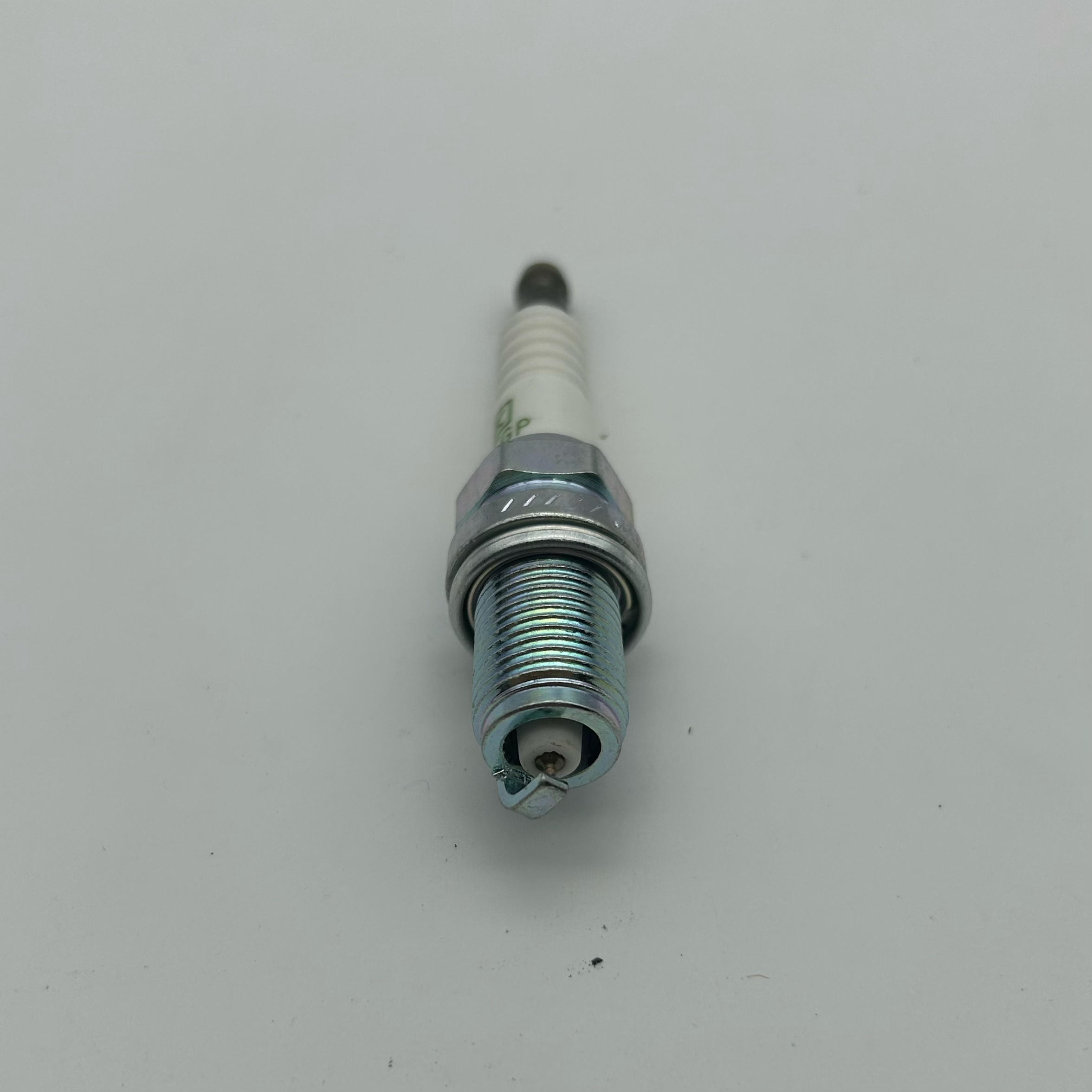 BKR6EGP 7092 Spark Plug for German Auto Engine Long Life New Condition Low Price