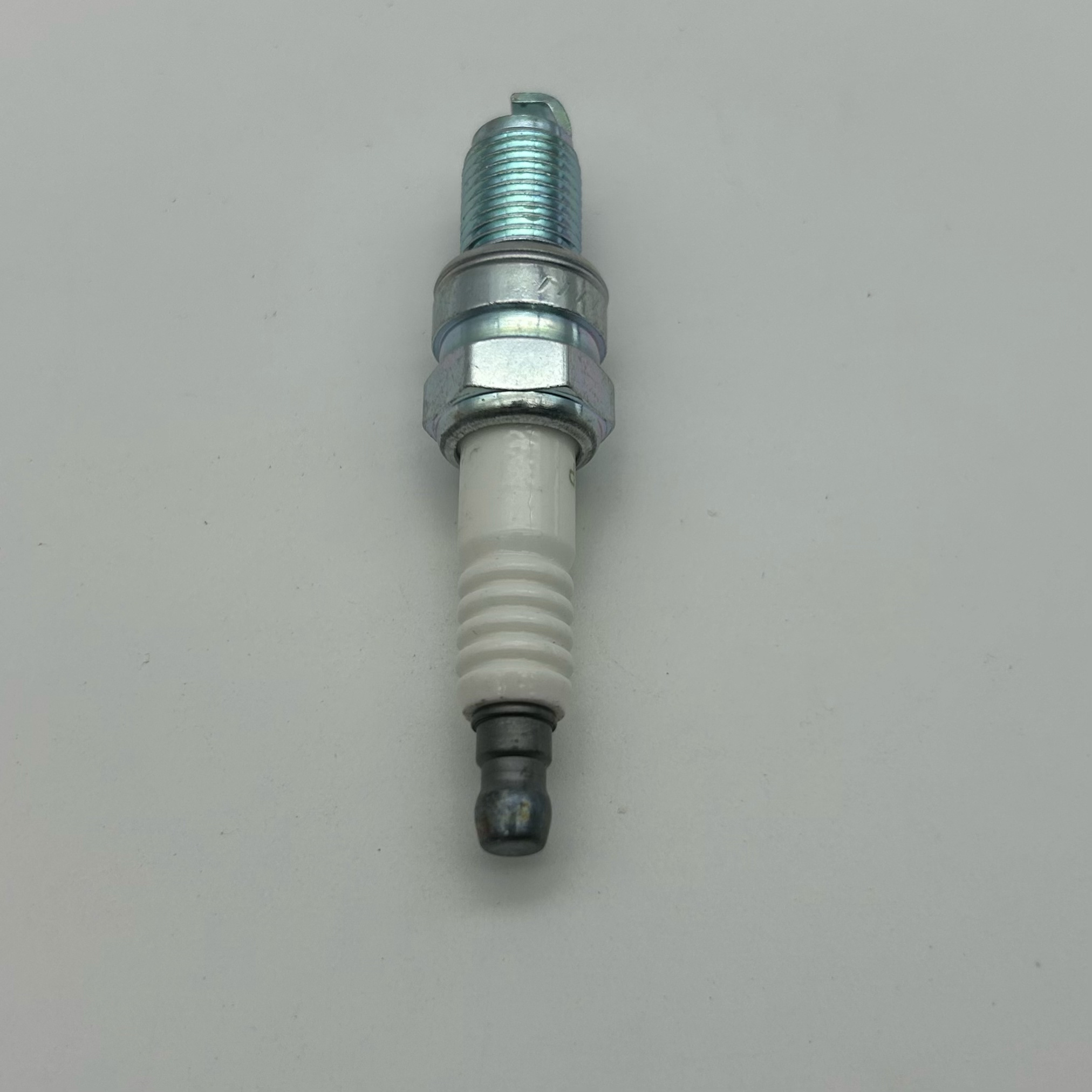 High Quality Spark plug Lridium Platinum Spark Plug For JAPAN Cars DCPR7EGP 1682