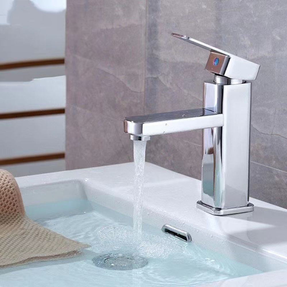 American Single Handle brass Bathroom Faucet Chrome Square Vanity Faucet for Bathroom Sink