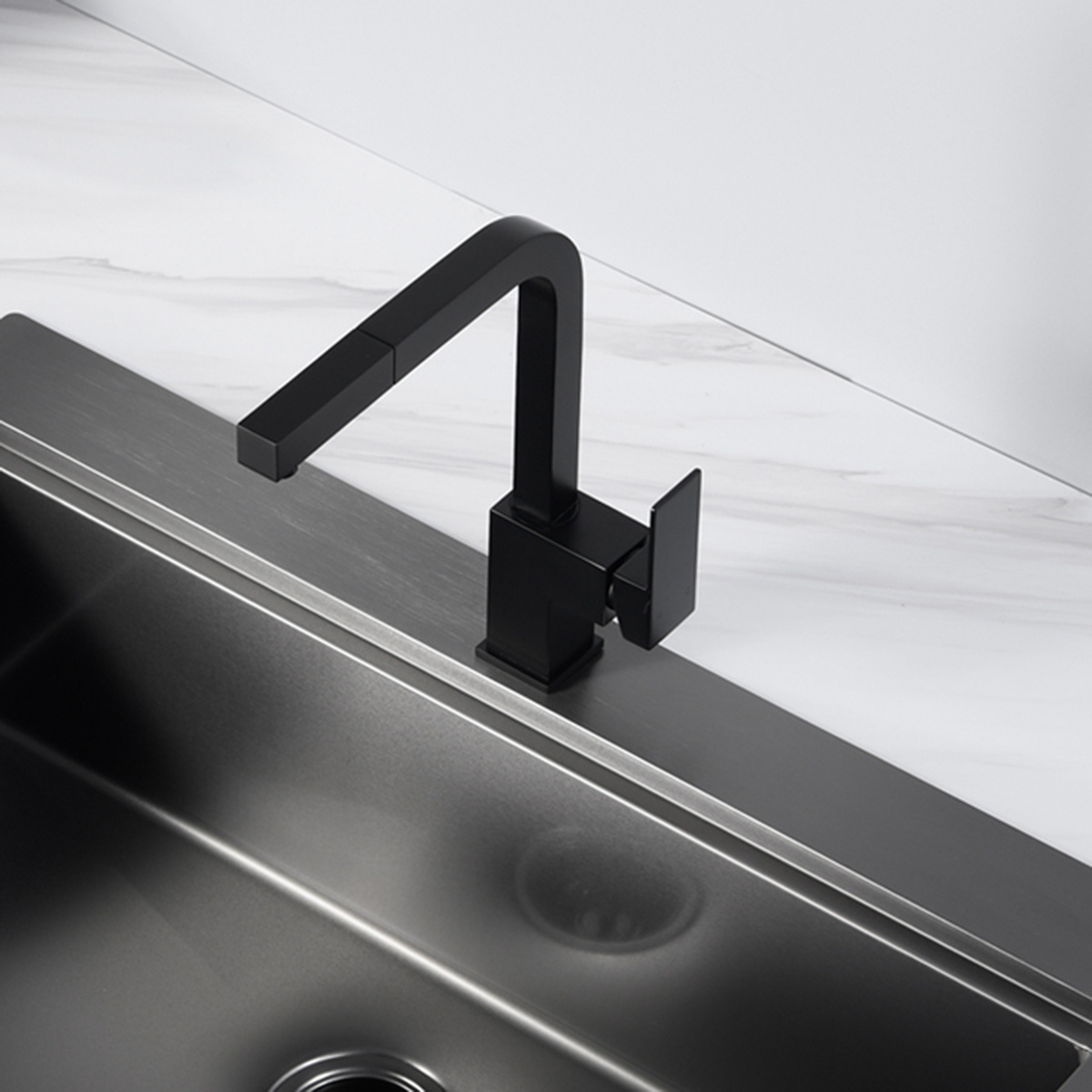 Aquacubic Contemporary Black Single Handle Square Pull Out Brass Kitchen Sink Faucet Swivel Spout