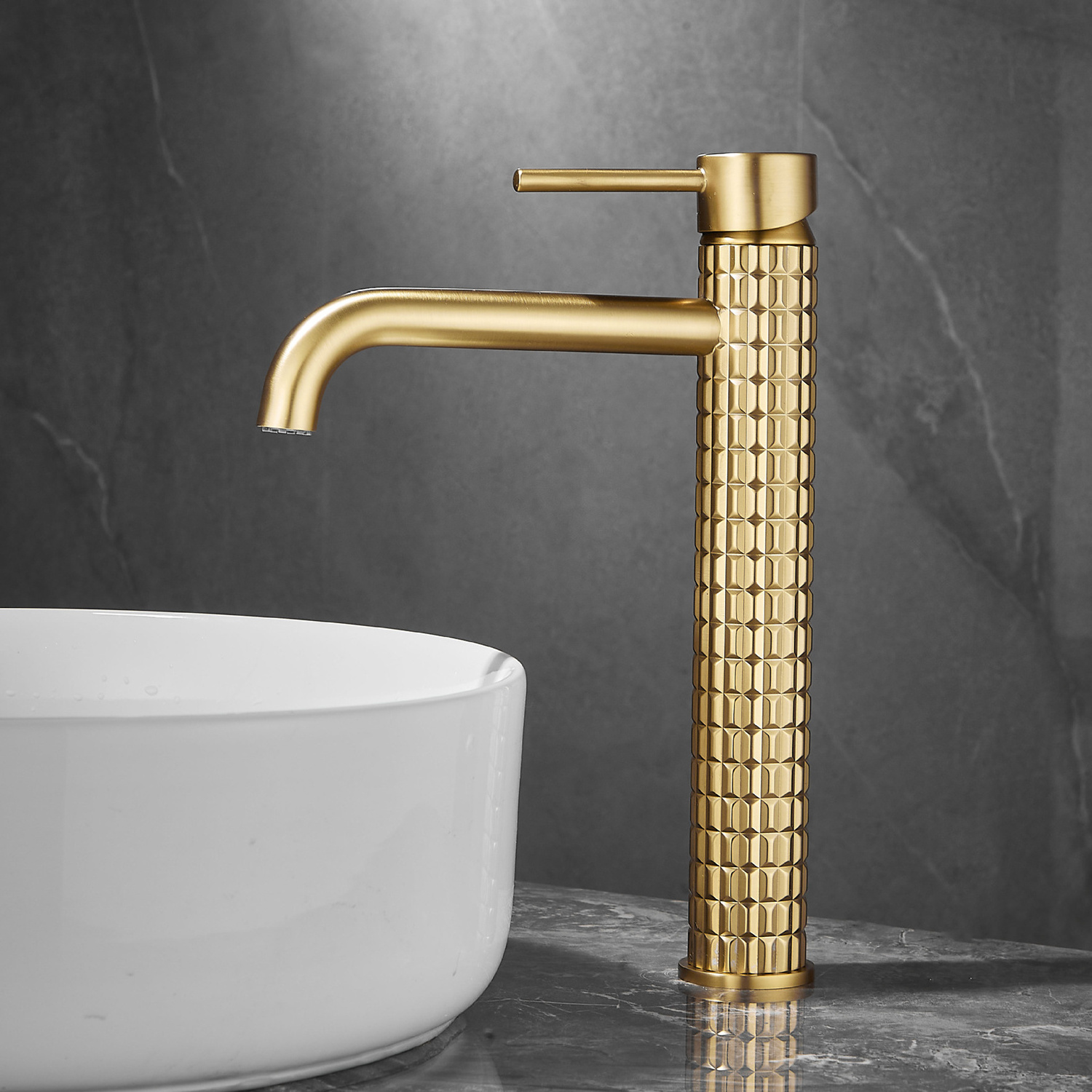 Knurling Design Tall Basin Faucet Italy Design Bathroom Faucet Hot Cold Water Gold Color Basin Brass Faucet