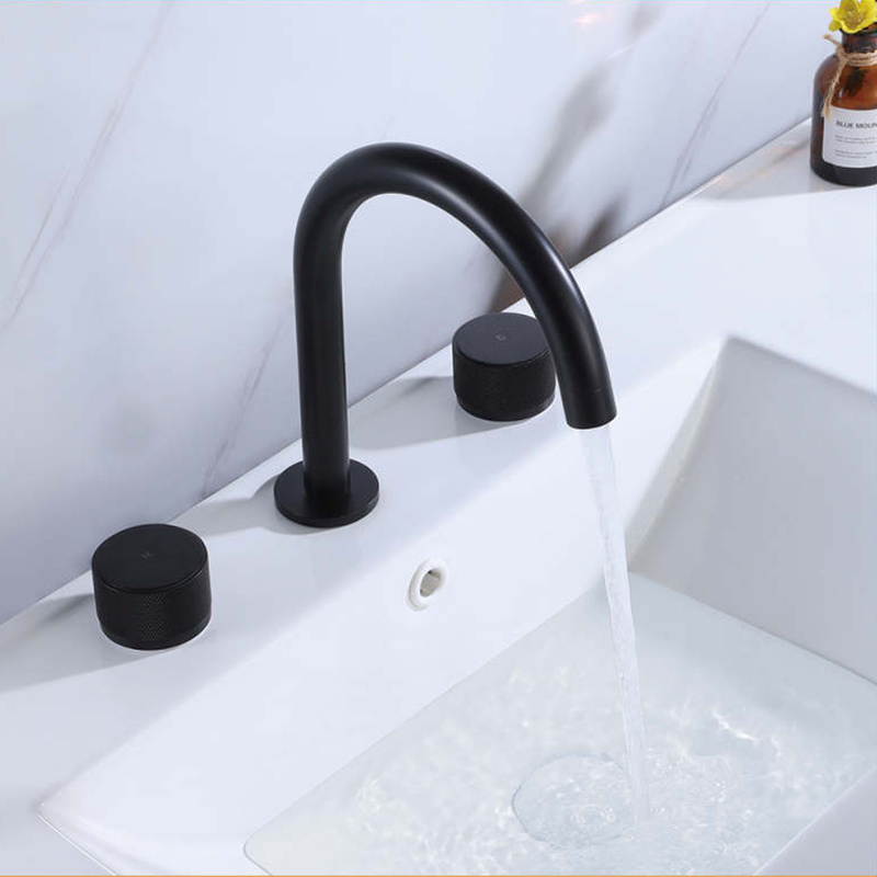 Three Hole Double Handle Wash Basin Faucet Bathroom Hot And Cold Faucet High End Bathroom Faucet