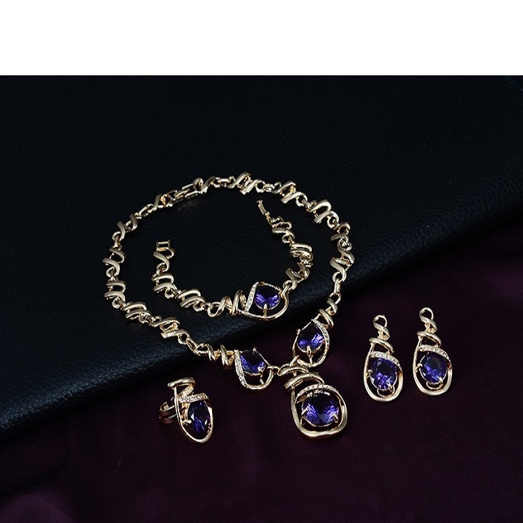 4 Piece Fashion Women Jewelry Sets Luxury African Dubai 18K Gold Plated Big Wave Purple Crystal Wedding Bridal Jewelry Set