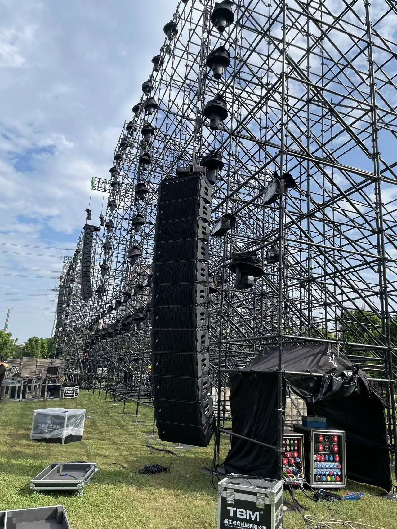 ARE Audio Line Array Outdoor System Monitor System with Eight Dual 12