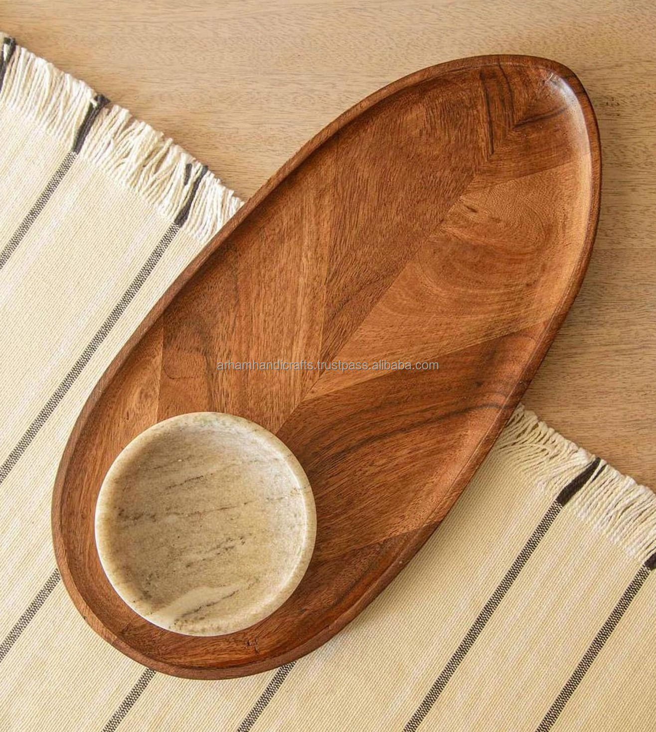 100% natural acacia wooden Designer leaves shape Wooden food coffee Serving Tray Handle at affordable price by LUXURY CRAFTS