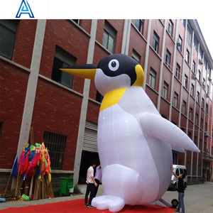 Demonstration parade activities decorative giant inflatable penguin for blow up advertising animal