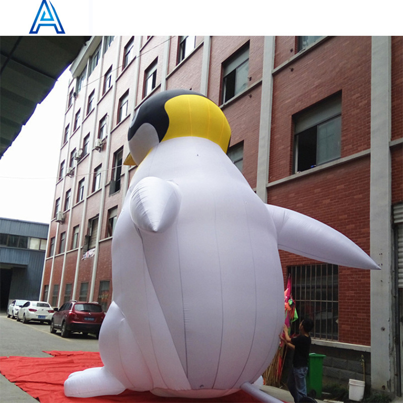 Demonstration parade activities decorative giant inflatable penguin for blow up advertising animal