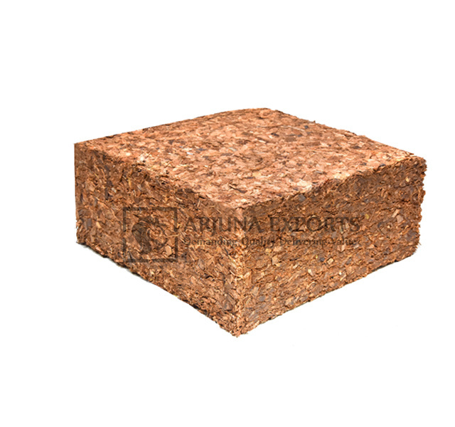 Leading Supplier of Coco Coir Husk Chips Block 5kg for Natural Terrarium Substrate, Hydroponics, Growing Ornamental Plants