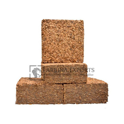 Agricultural Grade Suppliers Natural Coconut Coco  Coir Husk Chips 5kg Blocks/Bricks for Direct factory Price