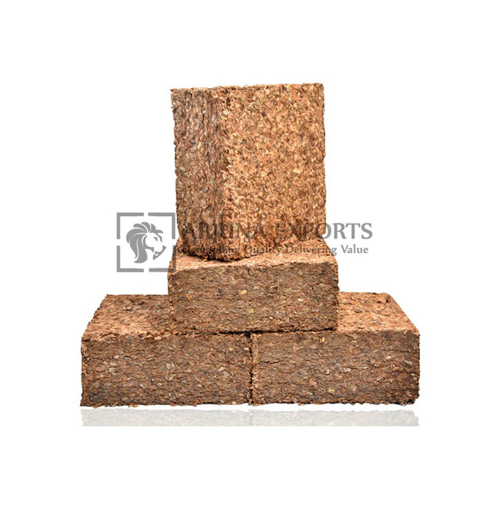 Leading Exporter of Growing Ornamental Plants and Hydroponics Use 5kg Coco Coir Husk Chips Block at Reasonable Price