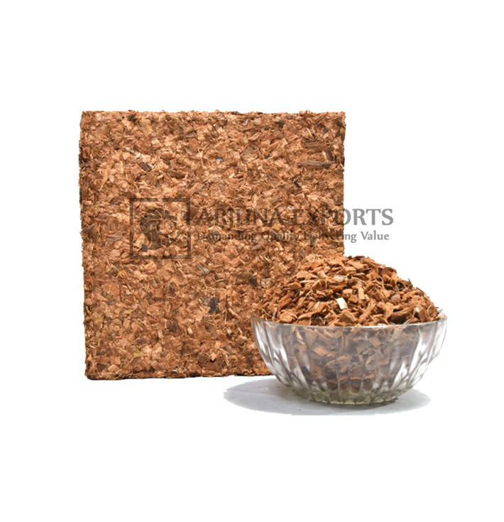 Highest Quality Bulk Sale Coco Coir Husk Chips Block 5kg for Indoor & Terrace Gardening, Landscaping and Mulching