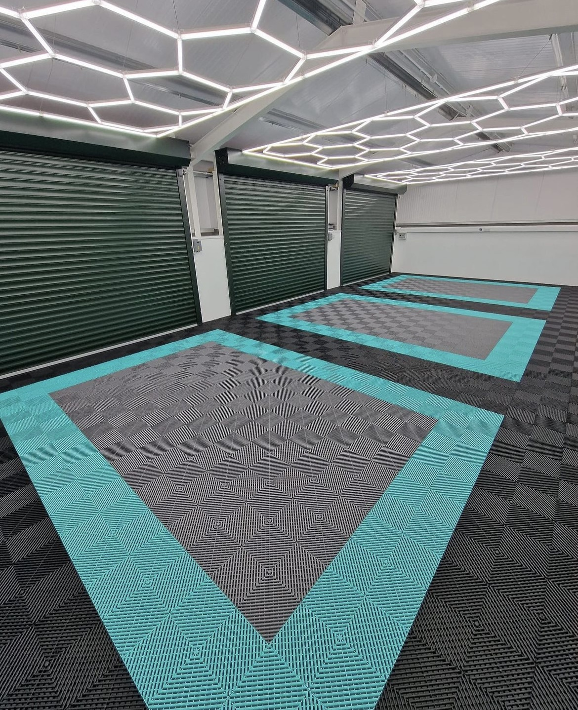 OEM detailing garage piso modular exterior pvc interlocking vented flooring tiles