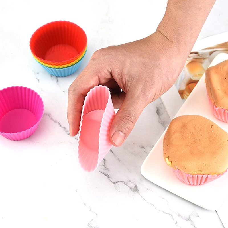 Wholesale Heat Resistant Cake Mold Non-Stick Muffin Baking Cup Silicone Reusable Cake Mold Cupcake Liners