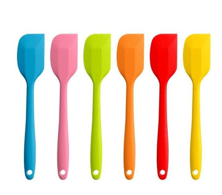 2024 Hot Selling Heat Resistant Silicone Food Grade Heat Resistant Baking Tools Silicone Spatula Wholesale For Cooking & Baking