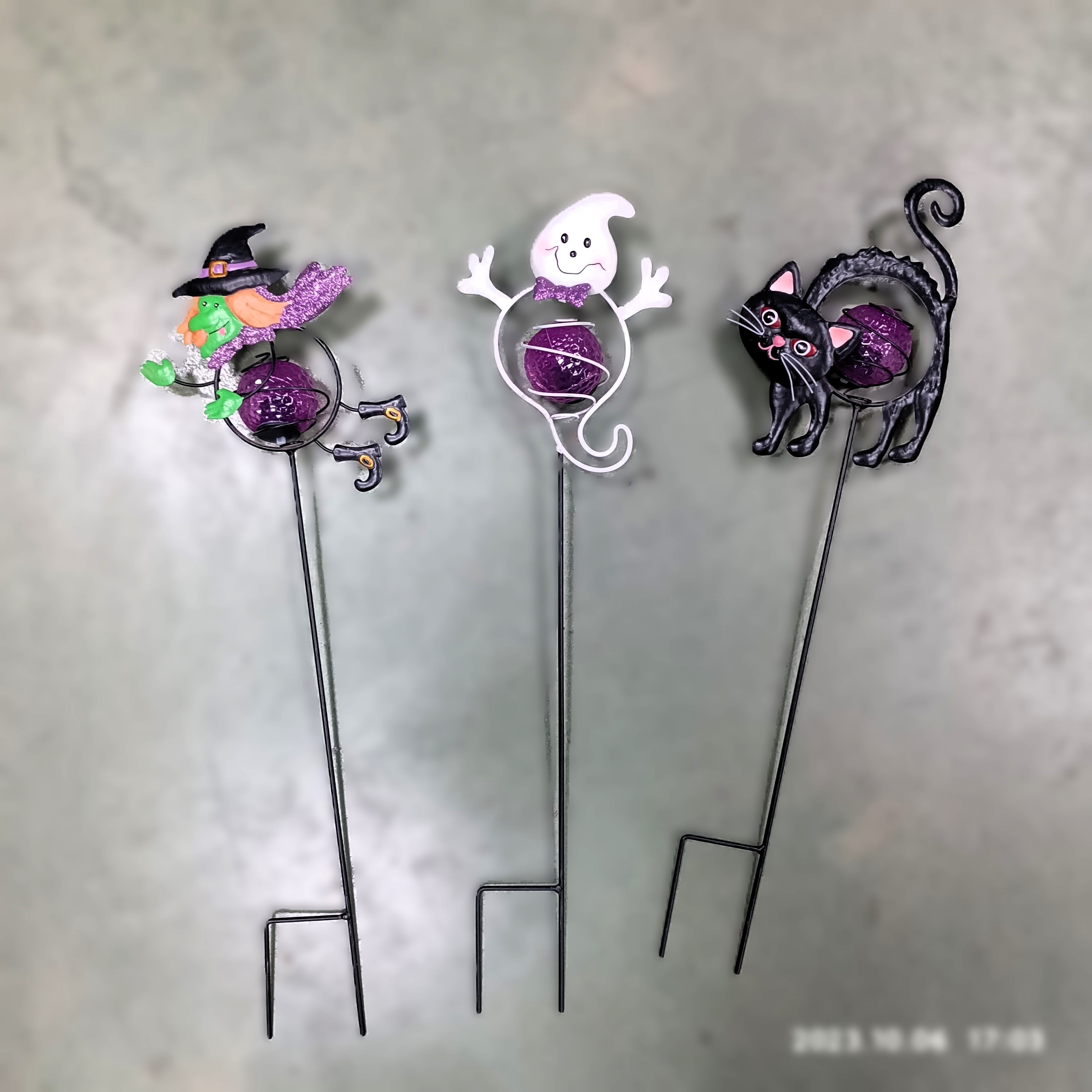 Metal Cartoon stake Halloween witch ghost Ornaments solar decorative garden light