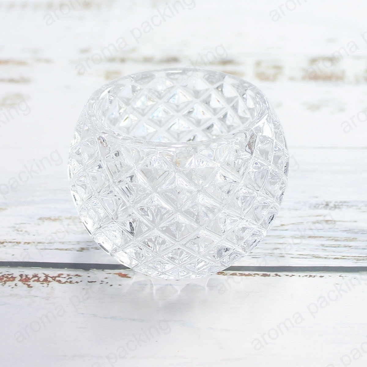 China Customized Glass Round Bowl Shaped Geo Cut Tealight Candle Holder Votive Cups Wholesale