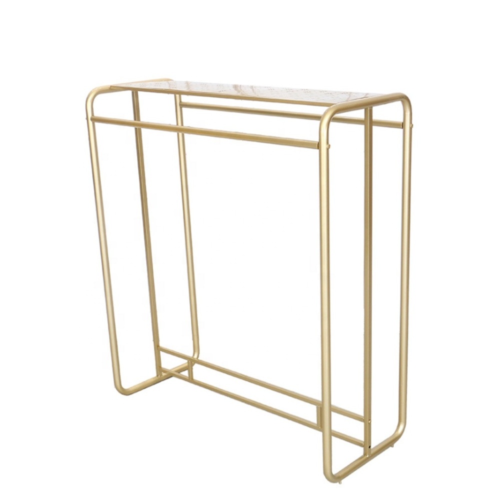 Hot Selling Novel Hollow Carved Design Retail Store Metal Clothing Display Gold Rack Clothing Commercial Garment Rack