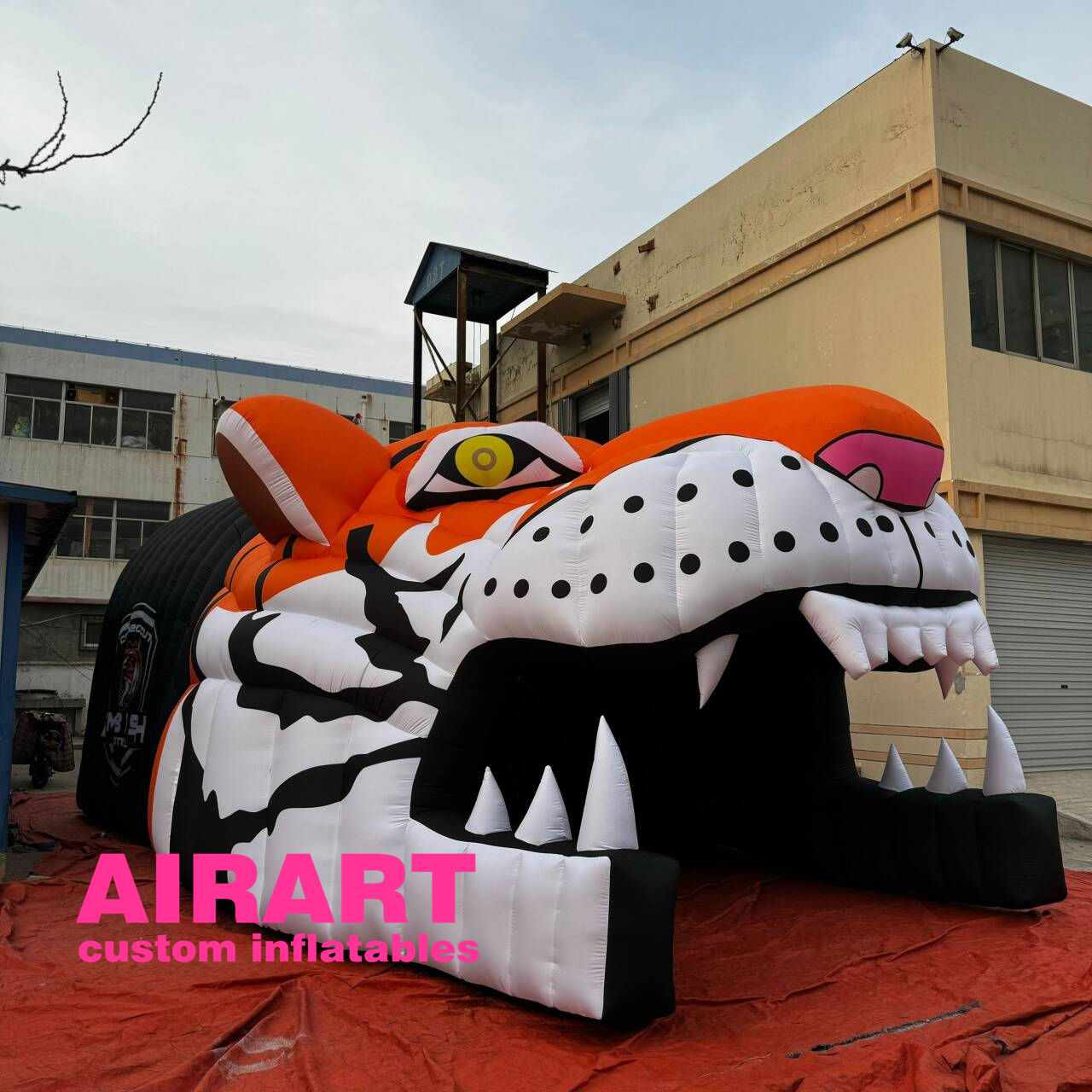 team mascot tiger tunnel for sport game event decoration,inflatable wild tiger head mouth entrance for sale