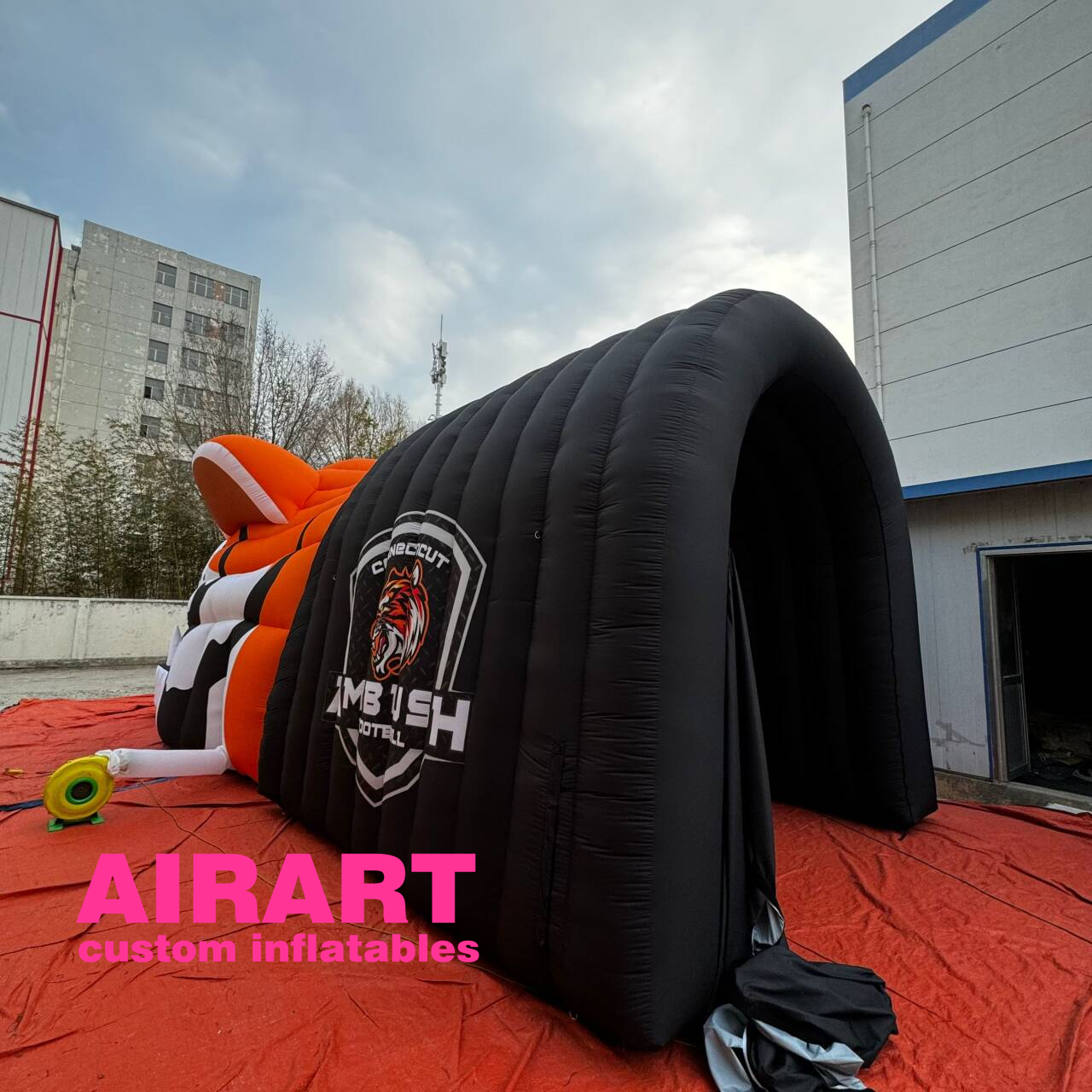 team mascot tiger tunnel for sport game event decoration,inflatable wild tiger head mouth entrance for sale