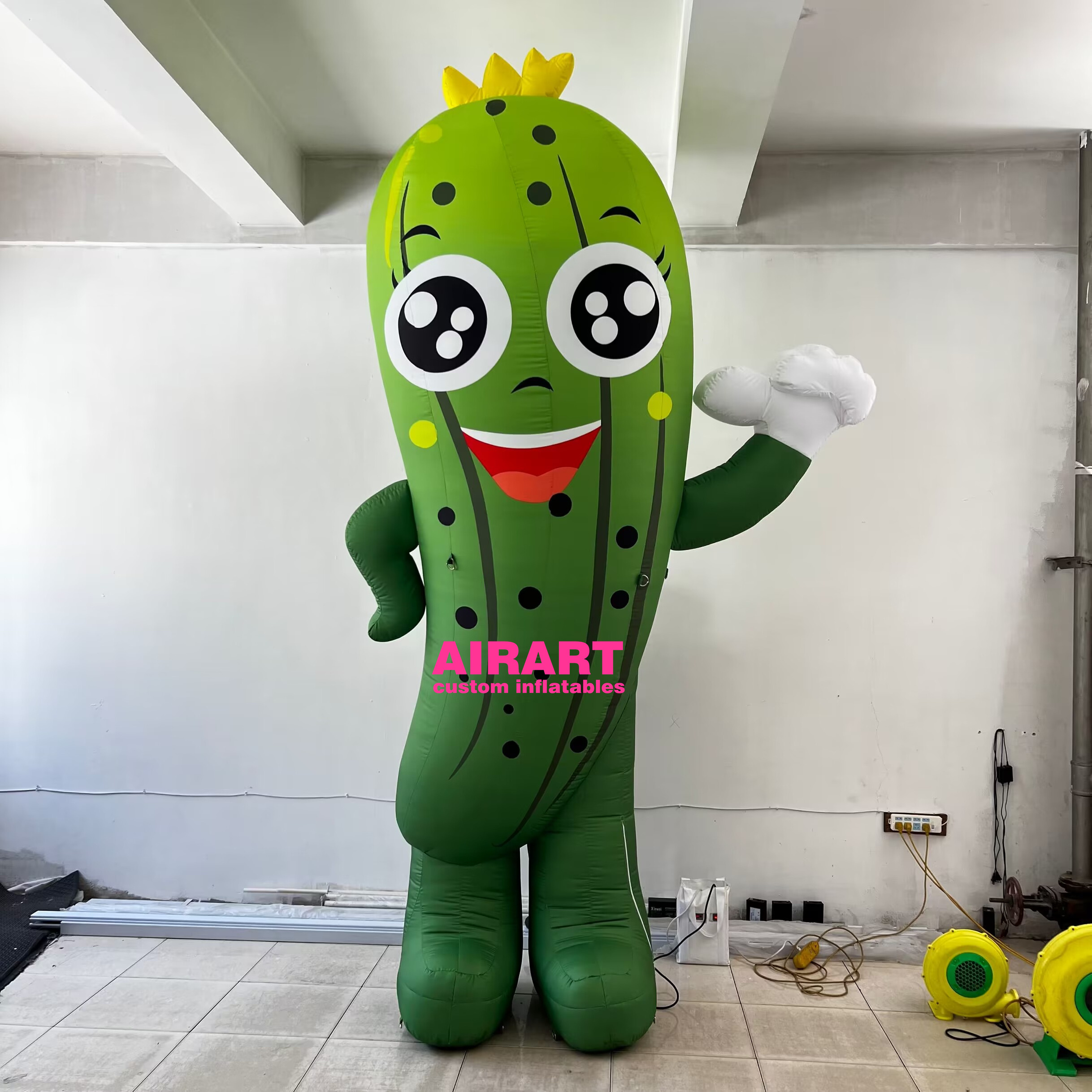 walking inflatable vegetable costume,parade event cartoon cucumber costume with air blower