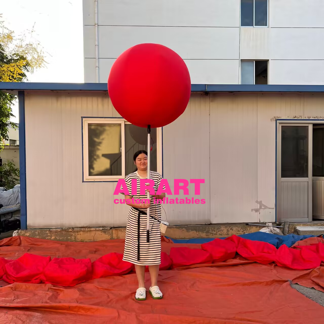 Chinese New Year dragon dance decoration in Chinatown inflatable red dragon puppet for sale