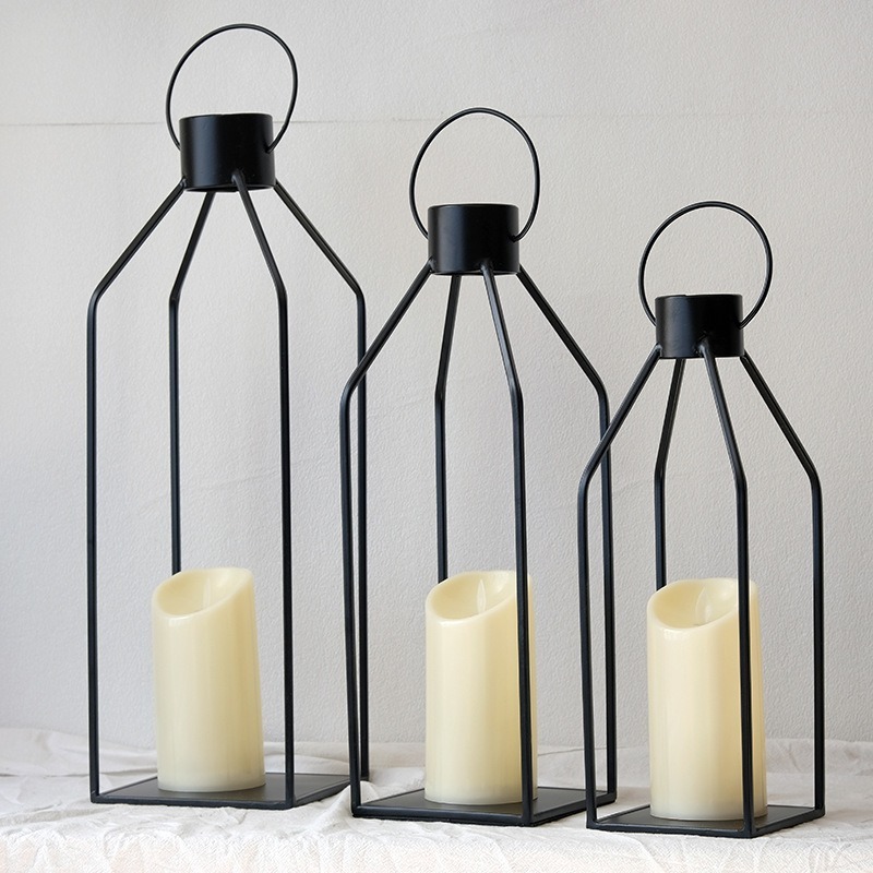 Hot Sale Set Of 3 Black Portable Iron Garden Floor Lamp Lantern Decorative Candle Lantern Ornaments