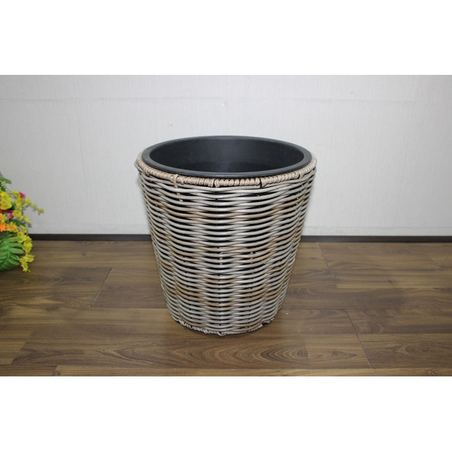 Vietnam manufacture supply customized large size outdoor Garden pots steel frame planters Wicker Rattan planter box