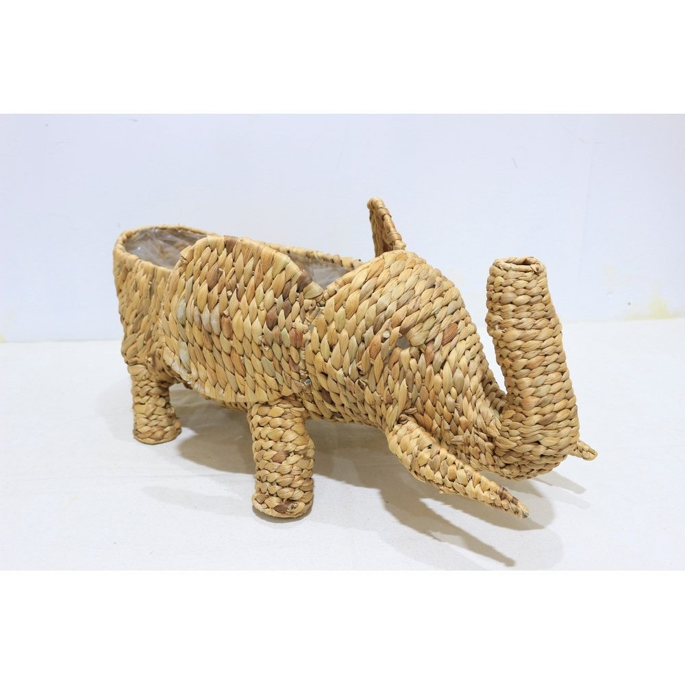 Wholesale New Item Natural Woven Baskets Water hyacinth Storage Basket Animal Shaped for Home Living Decoration