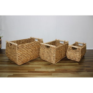 Seaside Charm Collection Set Of 3 Handcrafted Water Hyacinth Baskets for Wholesale Home Laundry Storage